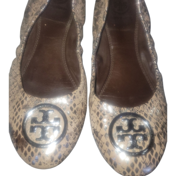 Tory Burch Heidi Reptile Mettalic Snakeskin Silver/Tan/ Ballet Flats 6 1/2 - Picture 2 of 10